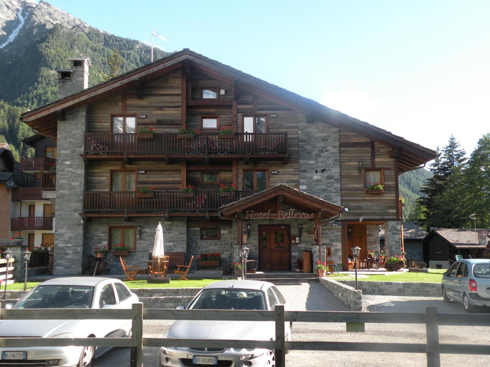 Hotel Bellevue Champoluc Esterno foto