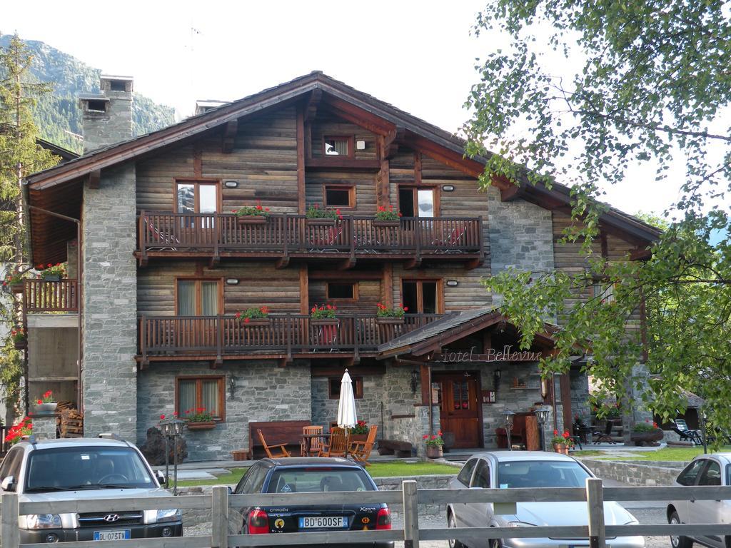 Hotel Bellevue Champoluc Esterno foto